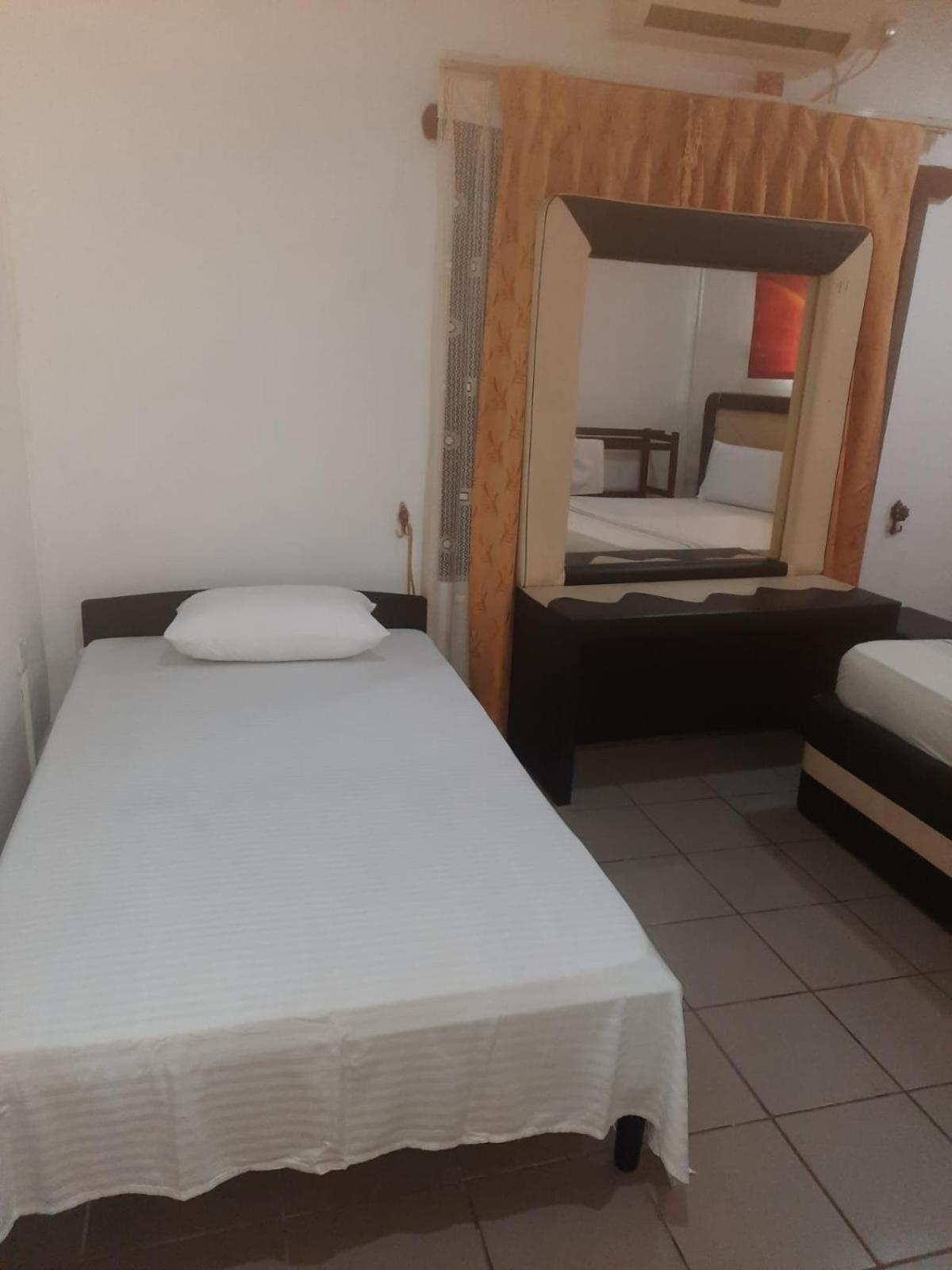 Panorama Rest Hotel Anuradhapura Luaran gambar